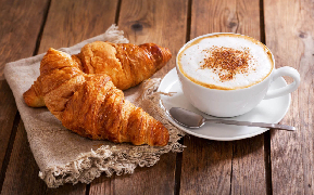 Croissant & Coffee
